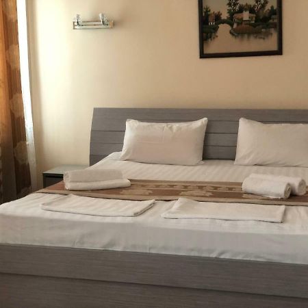Tourist Hotel Simkent Kültér fotó
