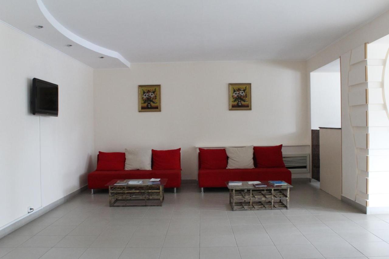 Tourist Hotel Simkent Kültér fotó